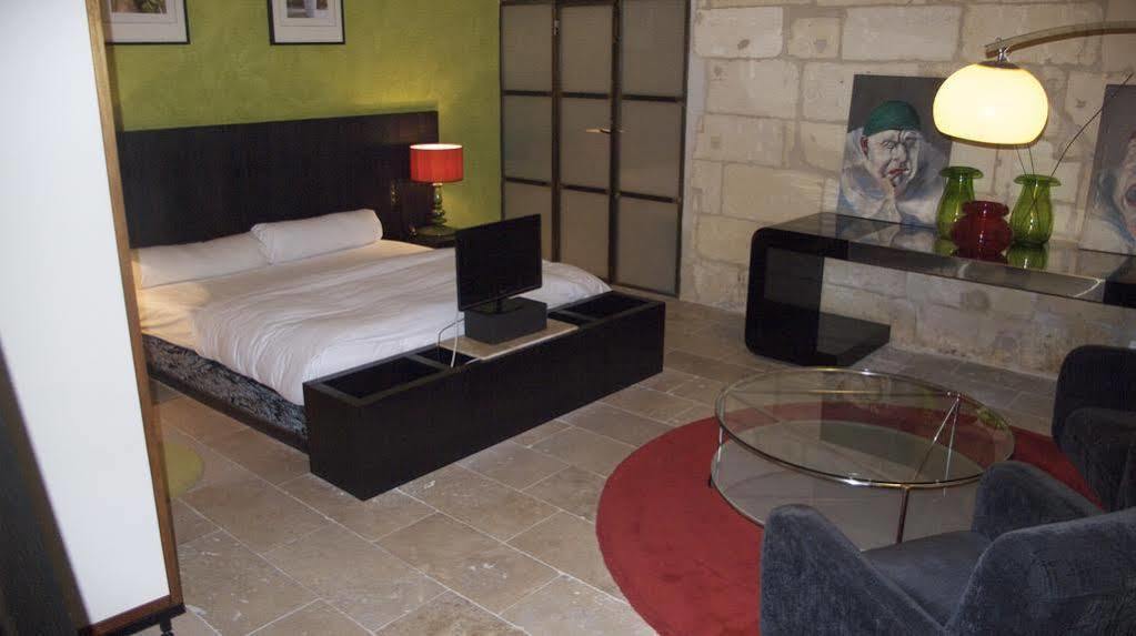 Hotel Saint Trophime Arles Kültér fotó